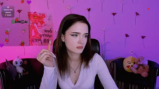 liana_kisses (F teen) - doggy in thong