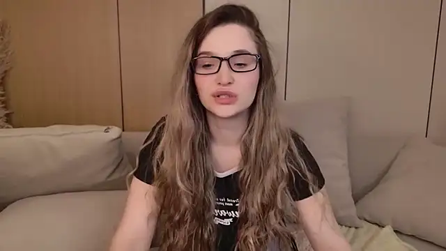 lina_sinerz - Lina_Sinerz's free webcam - UK Sex Cams