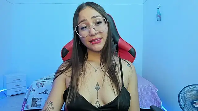 sweet_coral_ - Sweet_Coral_'s free webcam - UK Sex Cams