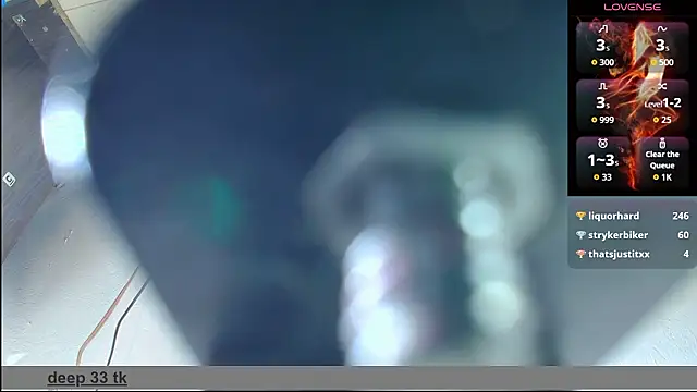 tom-y-alexa - Tom-y-alexa's free webcam - UK Sex Cams