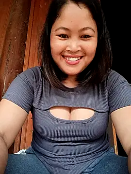 halenka_00 - Halenka_00's free webcam - UK Sex Cams