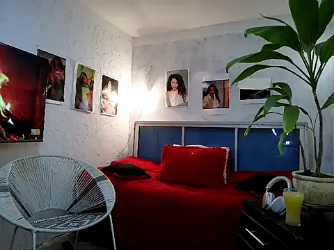 bellacrespalatina - Bellacrespalatina's free webcam - UK Sex Cams