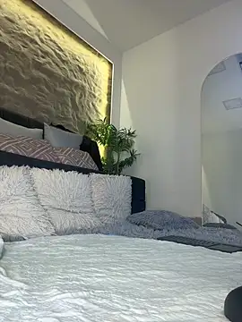 Isa__Blanc live cam profile