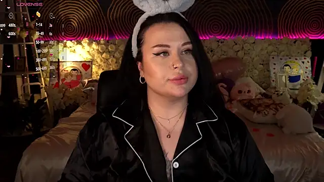 serahmirabeli - SerahMirabeli's free webcam - UK Sex Cams