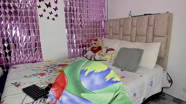 julietha-evans - Julietha-evans's free webcam - UK Sex Cams