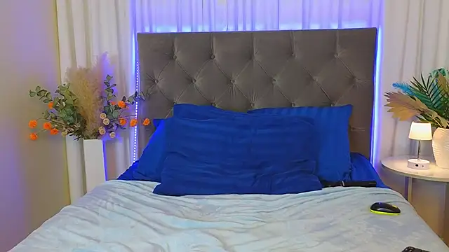 ariana_petite (F young) - nude dance