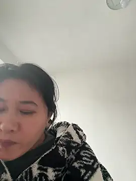 daaqnn (F milf) - 大逼吃手