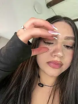 HilaryBlaze live cam profile