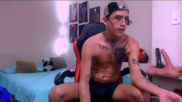 dilan_abraham12 - Dilan_abraham12's free webcam - UK Sex Cams