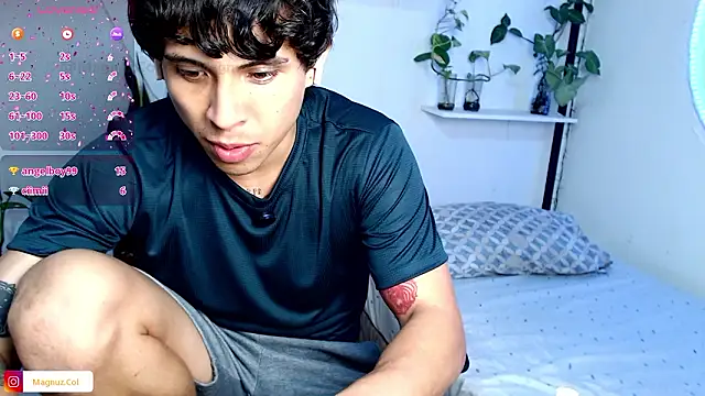 magnuz_col - Magnuz_Col's free webcam - UK Sex Cams