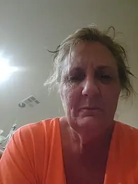 sultrysummer68 (F mature) - To raise my stripgoal higher.