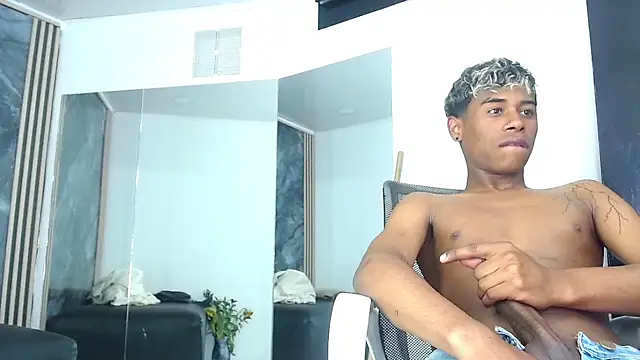 tonnymarck - TonnyMarck's free webcam - UK Sex Cams