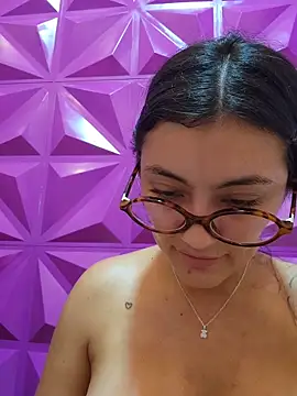 Webcam Model (Roma_xxx)  is live.Free join now!