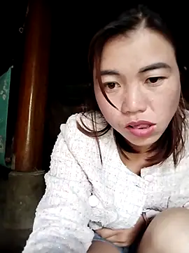 lovely-742 - Lovely-742's free webcam - UK Sex Cams