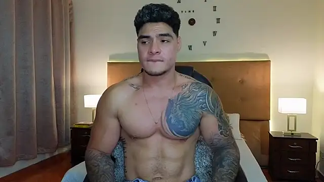 steven_velez (M young) - Let me enjoy with you