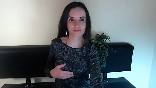 laimav_ - LaimaV_'s free webcam - UK Sex Cams