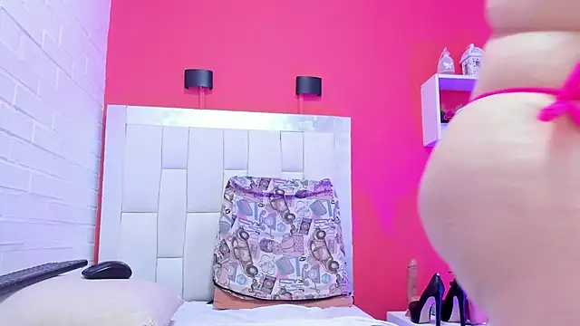 Preview of rebecca_sandoval