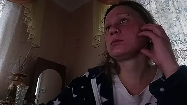 norma_wall (F young) - I'll play with your boobs.