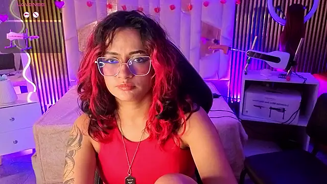 kristen_tay - Kristen_tay's free webcam - UK Sex Cams