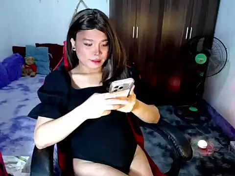 sofiathe1st - Sofiathe1st's free webcam - UK Sex Cams