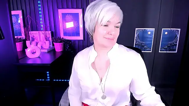 carmensoft - CarmenSoft's free webcam - UK Sex Cams