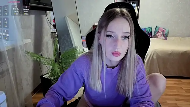 little_soph - Little_Soph's free webcam - UK Sex Cams