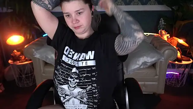 amellymilly - AmellyMilly's free webcam - UK Sex Cams