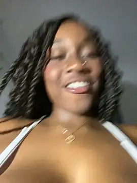 EscorpiLeoncita live sex cam