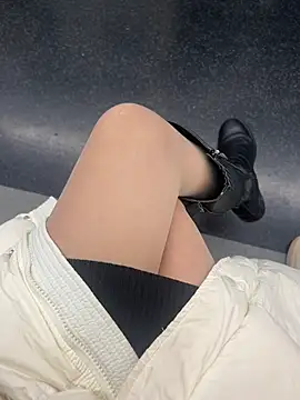 yimisun01 live cam profile