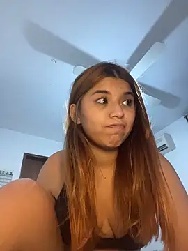 Webcam Model (baddieasiantv)  is live.Free join now!