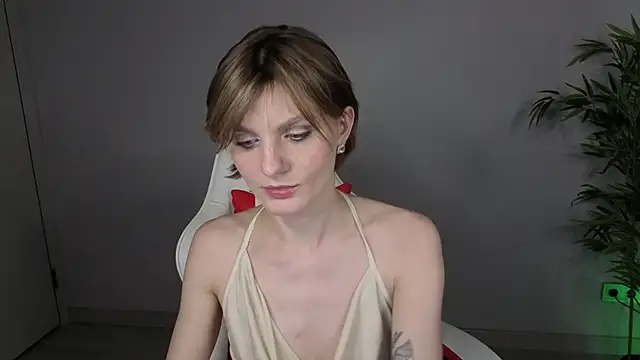 bjorklight - BjorkLight's free webcam - UK Sex Cams