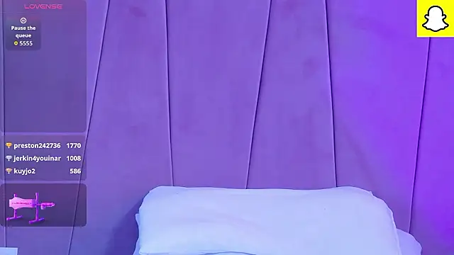 denisesun (F young) - 💦Squirt over u