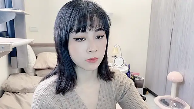 BabyOneDaily live cam profile
