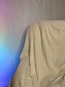 KellyMoors live cam profile