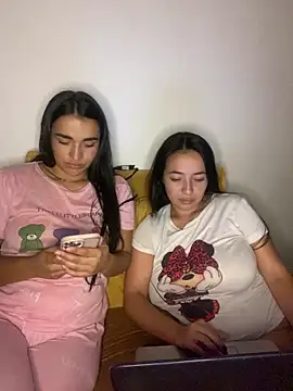 JulietaRiios live cam profile