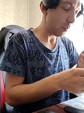 _uncle_mitya-43_ - _uncle_Mitya-43_'s free webcam - UK Sex Cams