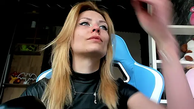 karo123421 live sex cam