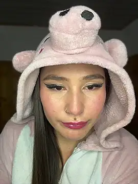 miss_dani - Miss_Dani's free webcam - UK Sex Cams