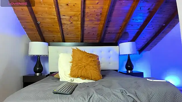 adara_ferrara - Adara_Ferrara's free webcam - UK Sex Cams