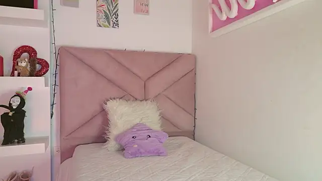 eva_sin18 live sex cam