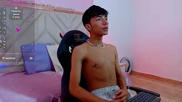 osamu_tay (M twink) - flash cock + lush control x2 min