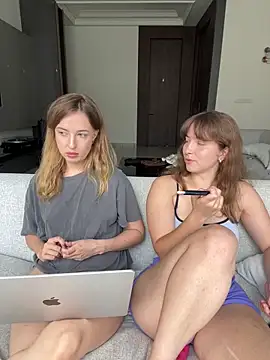 nura_n_sarah (G young) - good morning 🩷🩷🩷