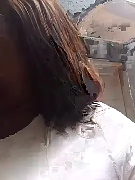 cutehoney92 (F young) - Help me get Toys