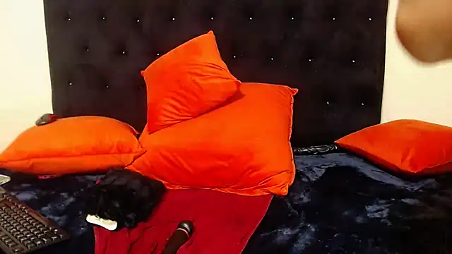 sexy_boobs97 - Sexy_boobs97's free webcam - UK Sex Cams