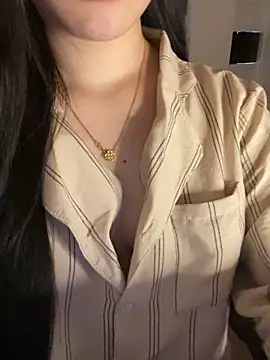 Bonnie22 live sex cam