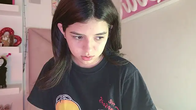 eva_sin18 live sex cam