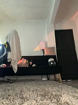 aly_golden_ live cam