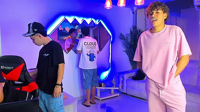 Houseofwarrios live cam