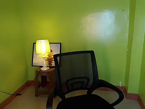 tscyra_foxxx - TsCyra_foxxx's free webcam - UK Sex Cams