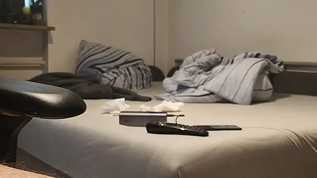 alphapimmelchen (Ask my age) - #brunettes #daddies #german #hd #masturbation #medium #orgasm #small-audience #straight #uncut #white